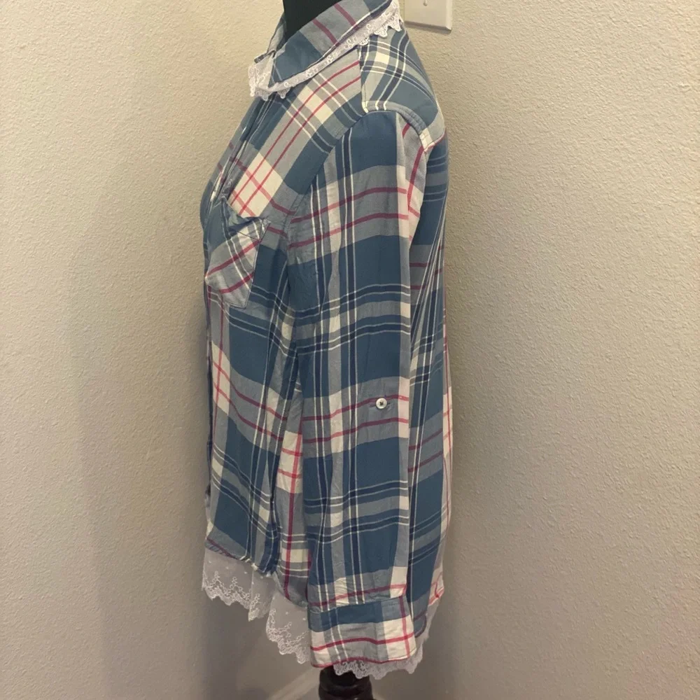 2 FOR $20 Woolrich Blue Plaid Lace Trim Top Blouse Tunic Button Down Size M - Picture 3 of 6